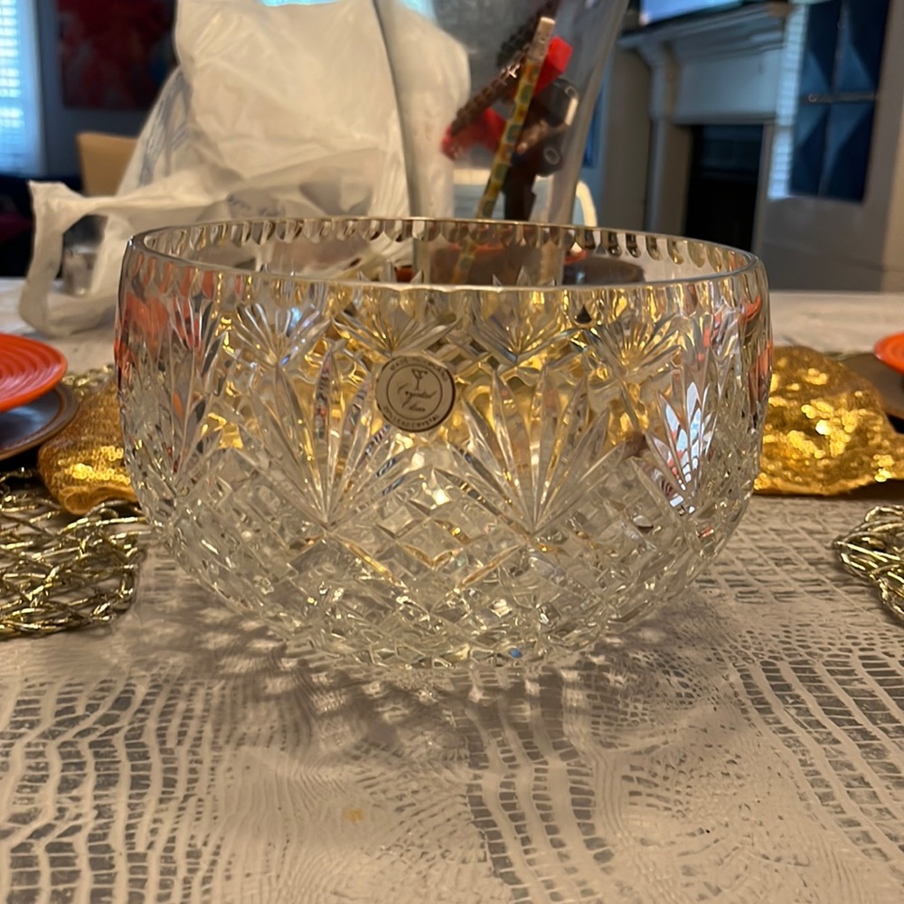 Crystal bowl